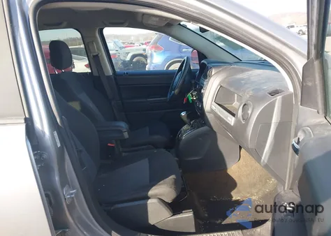 2016 Jeep Compass Sport из США, поврежденный, VIN 1C4NJCBA2GD612262